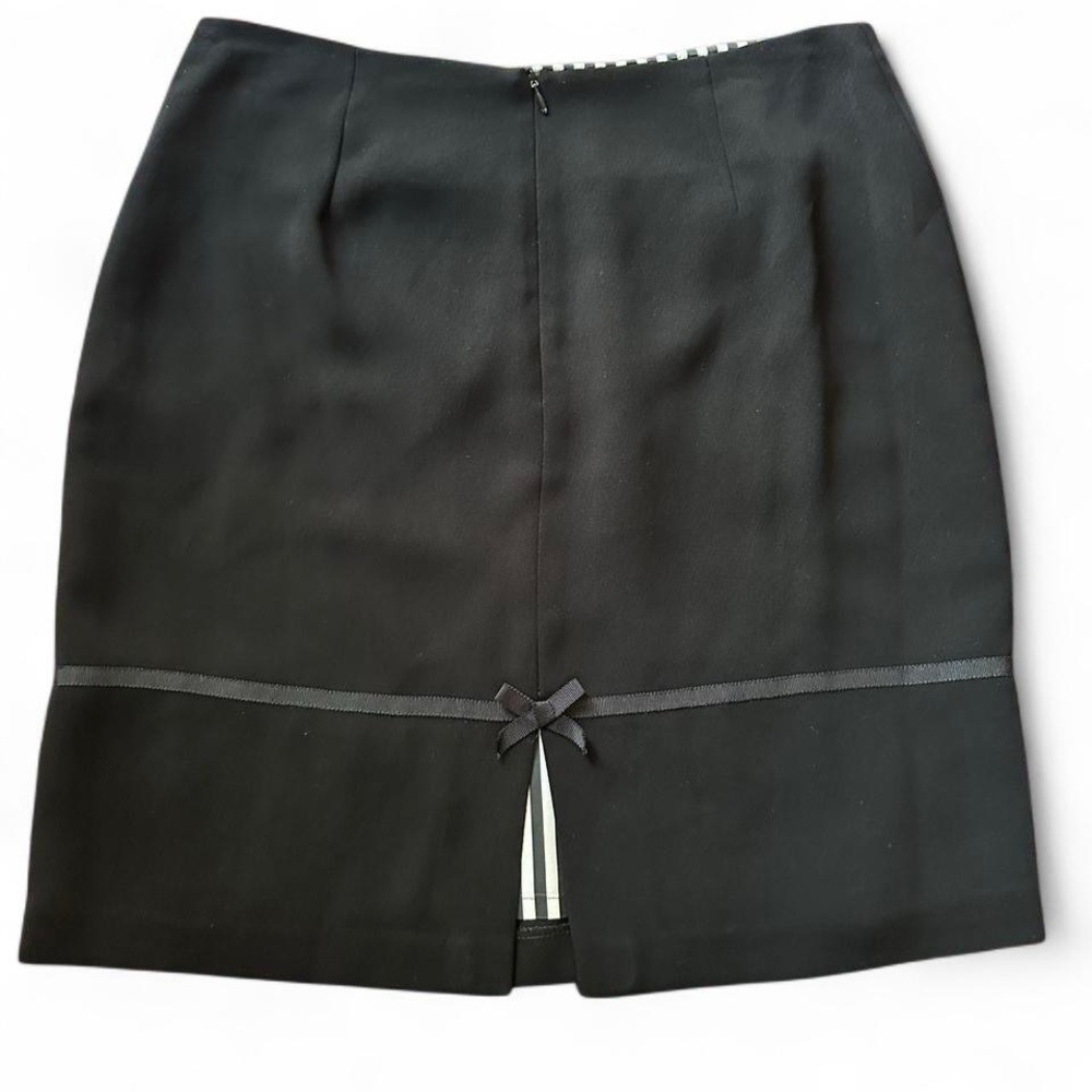 Elegant Black Women's Skirt